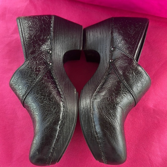 Dansko Black Professional Mules Smooth Leather Finish - Picture 5 of 7